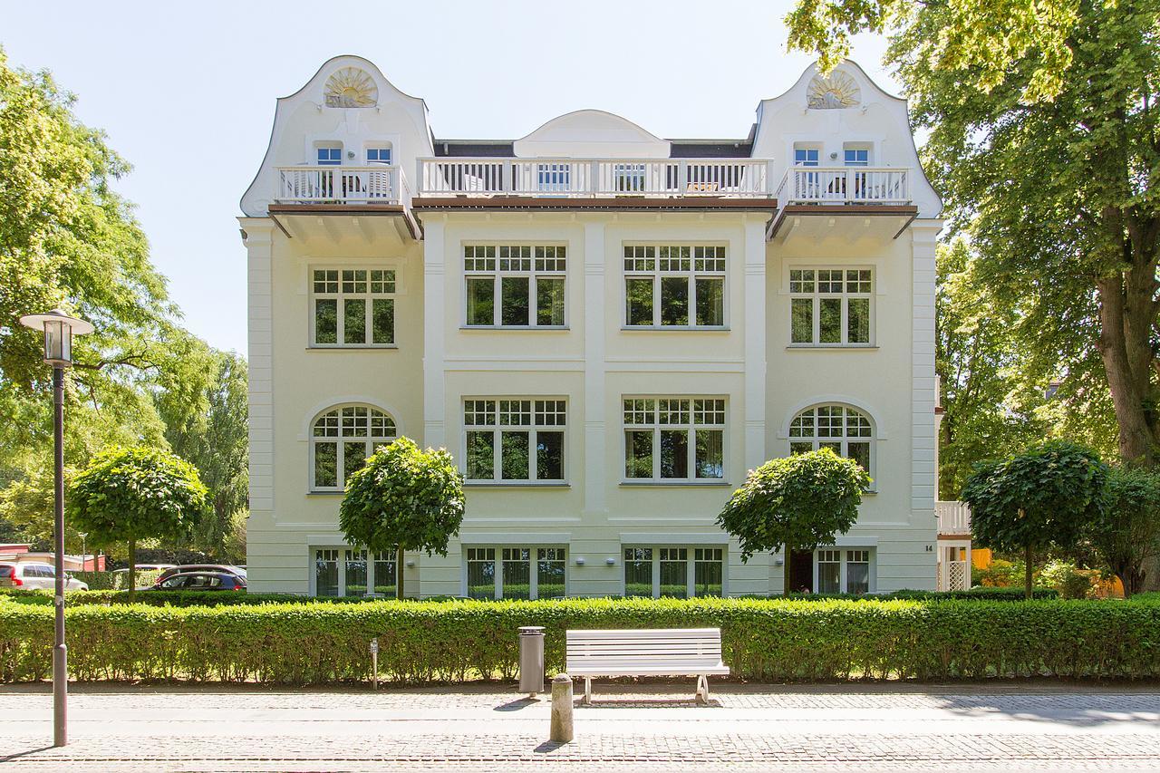 Hotel Am Strand Ostseebad Kühlungsborn 外观 照片